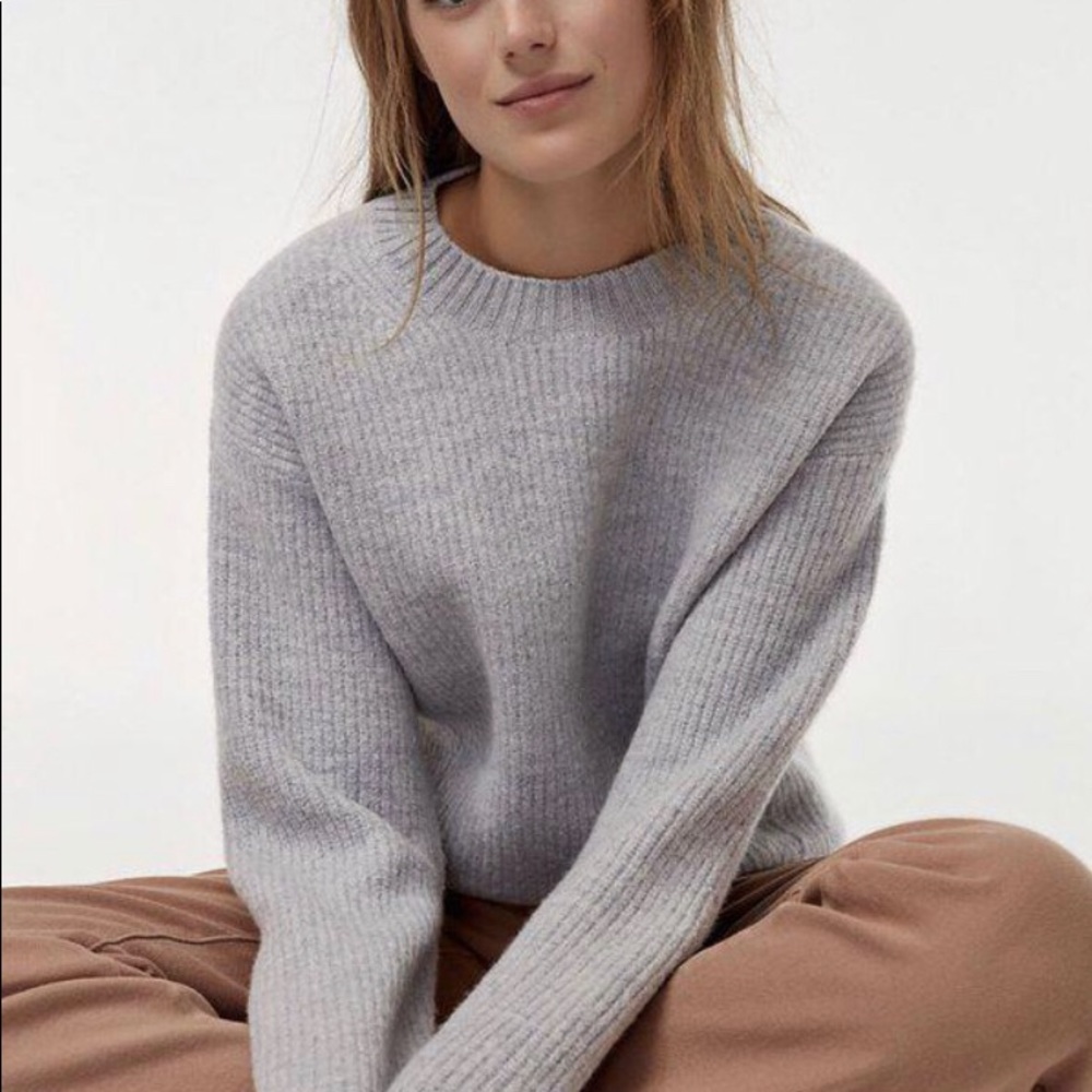 Wilfred Free Aritzia Wool sweater - size small